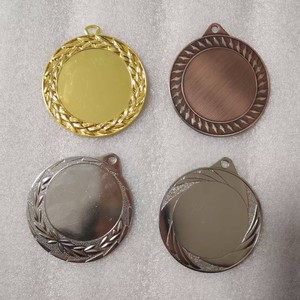 Medallas <span class=keywords><strong>de</strong></span> nuevo estilo, <span class=keywords><strong>compra</strong></span> económica, medalla en oferta con colores oro, plata y <span class=keywords><strong>bronce</strong></span>, tamaño personalizado, entrega rápida - Product Image 3