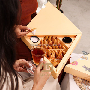 Caja Triangular Personalizada para Pastelería Árabe para Llevar, Caja para Ramadán, para Fatayer, Sándwiches, Musakhan, Samosa, con Compartimento para Salsa - Product Image 6