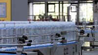 Waterproductielijn 36000bph Hoge Productie Huisdier Blaasvormmachine 3-In-1 Wassen-Vullen-Capping Combiblock Verpakkingslijn