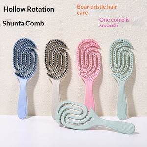 Peine Giratorio de Paja de Trigo con Mango Antiestático y Antideslizante para Peinar Cabello Rizado y Voluminoso, Portátil, para Masaje y Alisado - Product Image 2