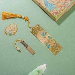 Marque-pages en métal personnalisés en gros, style rétro, aluminium <span class=keywords><strong>doré</strong></span>, <span class=keywords><strong>laiton</strong></span>, avec glands - Product Image 3