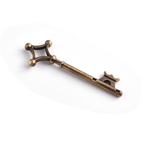 Llavero de Metal con Forma de Llave, Estilo Clásico Vintage, Color Latón, Decoración Artesanal, Regalo - Product Image 5