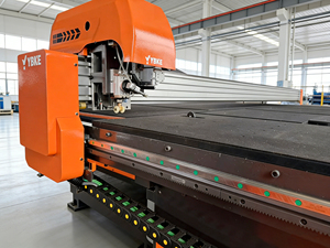Table de découpe automatique de verre CNC pour la ligne de traitement du verre isolant - Product Image 6