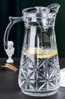 Vente en gros OEM, pichet à eau transparent en verre de 1700 ml, verre à eau transparent avec poignée