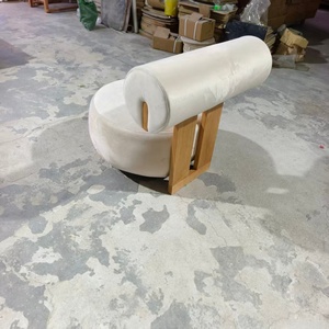 Poltrona Singola in Stile Francese Hippo Cream in Lana d'Agnello per Soggiorno e Balcone, Divano Relax - Product Image 5