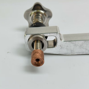 Mordaza de reparación de inyectores Yi Hui con posicionamiento de boquilla, abrazadera ajustable de 40 mm para mantenimiento de inyectores de combustible diésel - Product Image 3