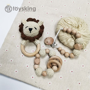 Jouet nouveau-né <span class=keywords><strong>anneau</strong></span> en bois bébé dents rondes Crochet pendentif main Crochet poupée tricoté Crochet poupée dessin animé <span class=keywords><strong>Lion</strong></span> - Product Image 1