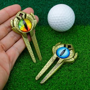 Nouvel outil de réparation de divots de golf créatif 3D Devil's Eye Green Fork LY260105-2 - Product Image 4