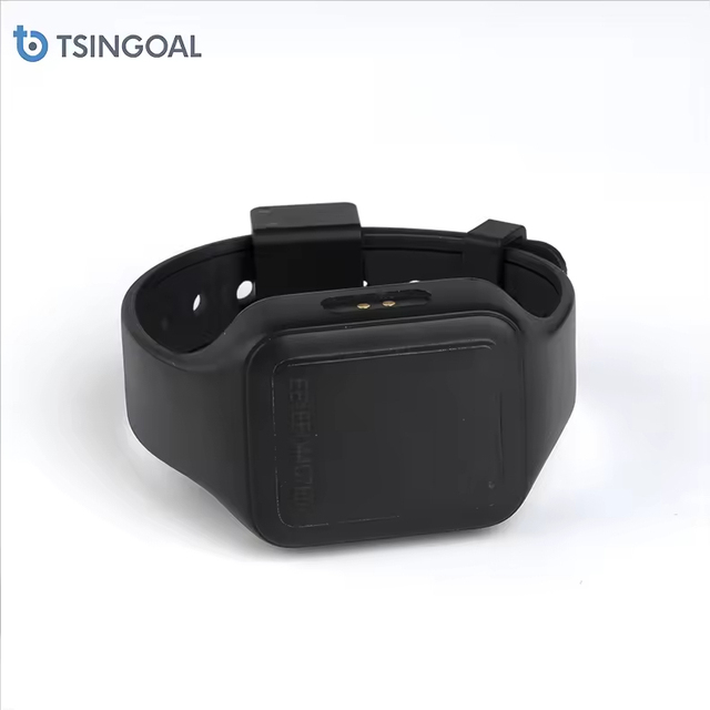 Smart Watch With GPS Tracker Phone Call Heart Rate Monitor SOS Watch Bracelet Tamper-proof Health Monitor Smart Watch