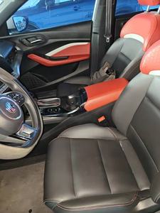 Morris Garages 5 Nouveautés en promotion MG5 180DVVT Édition Manuelle Fashion Électrique Essence Conduite à Gauche Prix de Gros - Product Image 3