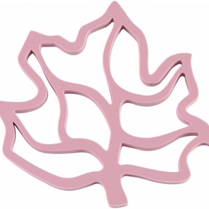 Tapis isolant en silicone personnalisé en forme de feuille d'érable, antidérapant, anti-fuite, résistant à la chaleur, pour café et boissons - Product Image 1