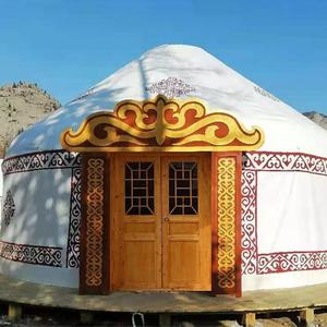 Yurte ronde en bois traditionnelle de Mongolie pour le glamping - Product Image 5