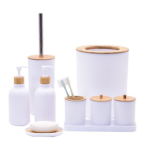 Juego de Artículos de Baño Ecológicos de Ocho Piezas con Vaso Dental y Botella de Desinfectante de Manos para Restaurantes - Product Image 2