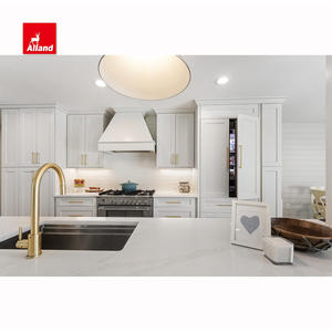 Coastal Dream Kitchens Panel empotrado manchado de madera maciza Manija pintada en blanco Puerta de vidrio Diseño de cocina Armario con Isla Grande - Product Image 6