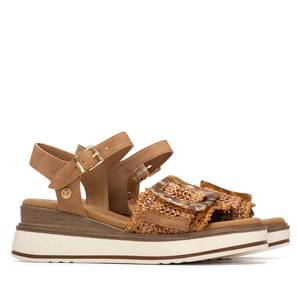 Sandales compensées en cuir pour femme Xti, talon de 5 cm, style plateforme - Product Image 4