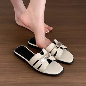 <span class=keywords><strong>Eleganti</strong></span> <span class=keywords><strong>Pantofole</strong></span> da <span class=keywords><strong>Donna</strong></span> in Pelle di Pecora con Tacco Piatto, Punta Aperta, Motivo Leopardato, Fodera in Pelliccia Regolabile per Interni - Product Image 1