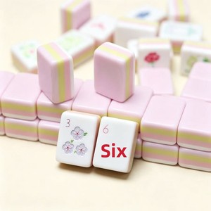 Mahjong Americano Acrílico Rosa Transfronterizo de Cuatro Capas con Combinación de Colores, Mini Portátil para Ocio y Entretenimiento, Marca Taizhou Jiangsu - Product Image 2