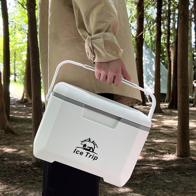 Promotion Price Beach Cooler Box Lightweight Hard Cooler Plastic Portable Cool Box for Beach Hiking