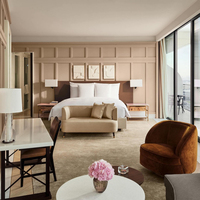 Ensembles de Chambres à Coucher de Luxe en Bois Massif Style Européen Moderne pour Hôtels, Villas, Appartements - Personnalisables et Durables