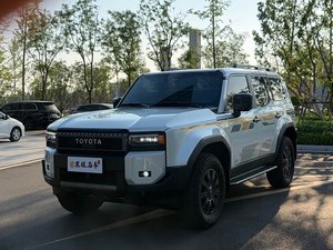 Auto Usado Land Cruiser <span class=keywords><strong>Prado</strong></span> <span class=keywords><strong>2</strong></span>.4T HEV WX 5 Plazas 2025 SUV LHD Pintura Original Bajo Kilometraje Listo para Enviar FOB - Product Image 1