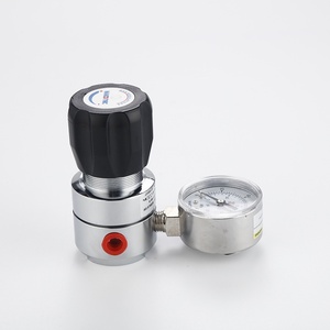 Régulateur de pression de gaz à diaphragme à spécifications complètes pour l'hydrogène, l'oxygène et l'azote avec commande manuelle - Product Image 3