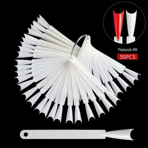 Présentoir de 50 faux ongles naturels transparents, blancs et noirs de haute qualité pour la pratique du gel et la nuancière de couleurs – Idéal pour le dropshipping - Product Image 5