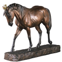 Statue de cheval en bronze antique Modèle de cheval arabe imprimé sur mesure en métal plaqué avec des thèmes d'ange et d'anime