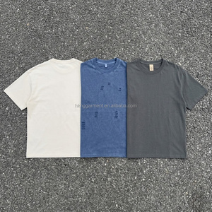 เสื้อยืดคอกลมสีพื้น 100% ผ้าฝ้ายสไตล์วินเทจ ซันเฟด สำหรับผู้ชาย ดีไซน์ขาดๆ เซอร์ๆ แบบย้อมสีเอซิด - Product Image 2