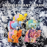 Porte-clés en peluche en forme d'éléphant brodé en tissu thaïlandais, jouet en peluche, pendentif pour sac, porte-clés unique