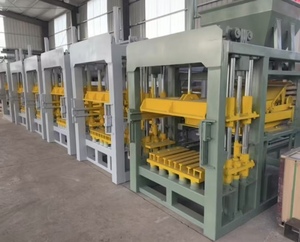 Machine bon marché de fabrication de blocs entièrement automatique, de qualité stable, avec contrôle automatique QT8-15 machine de fabrication de briques à vendre en Afrique - Product Image 3