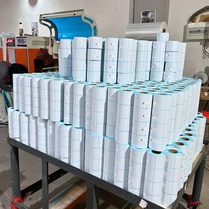 Etiquetas de Códigos de Barras de Diseño Personalizado en Rollo, Tres Filas, 10000 Unidades, 30x40 mm, Compatibles con Impresora de Etiquetas Térmicas Directas UPC - Product Image 3