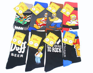 Pedido Mínimo 12 Pares Moda 2023 Calcetines de Estilo Cómic Animado Los <span class=keywords><strong>Simpson</strong></span> para Hombre Calcetines de Algodón de Anime - Product Image 1