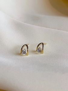 Boucles d'oreilles clous Xinfly en or 18 carats et diamants naturels, design pois étincelant pour femme, idéales pour le quotidien et les occasions formelles, cadeau 2025 - Product Image 4