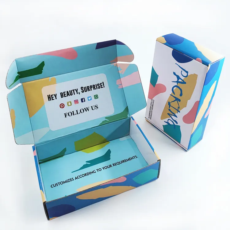 OEM Logo Personalizzato Fabbricazione Colorato Pieghevole Imballaggio Postale Scatola di Imballaggio Personalizzato Mailer Trasporto Libero di Cartone Ondulato Scatole di Carta