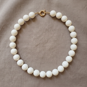 MN EXPORTS India Women's Natural Pearl Resin <b>Beaded</b> <b>Necklace</b> with Ball Shape Clasp Handmade Fashion Party Jewelry - Product Image 1