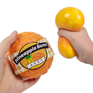 Jouet sensoriel anti-stress en caoutchouc écologique en forme de pain d'ananas Milai, amusant et compressible, pour enfants de 8 à 13 ans - Product Image 5