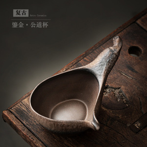 Taza de Cerámica Retro, Taza de Té de Forma Irregular, Cerámica Dehua, Juego de Té Kung Fu, Dispensador de Té - Product Image 1