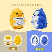 Peluche artisanale au crochet et tricotée, grand canard jaune requin, cadeau d'apaisement émotionnel