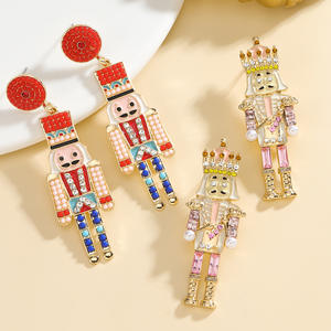 Anting Natal Terlaris 2,2 Inci untuk Wanita, Anting Nutcracker Berhiaskan Berlian Imitasi dan Enamel Multiwarna yang Lucu - Nutcracker/Prajurit - Product Image 3