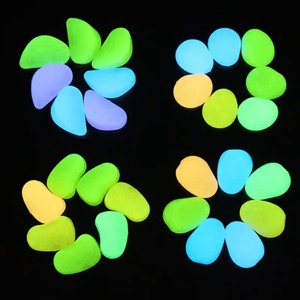 Groothandel Lichtgevende Stenen En Kasseien Kiezelstenen Gloeien Dark Glas Chips Terrazzo Betonnen Vloerstenen Voor Aquaria - Product Image 1