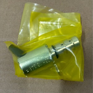 Vanne solénoïde de commande de pompe à huile VW 06H115243F pour Passat Tiguan Superb Octavia Magotan - Product Image 4