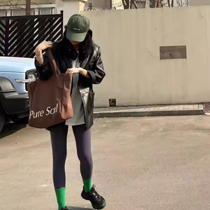 โซลกระเป๋าผ้าแคนวาสสีเขียวน้ำตาลสำหรับผู้หญิงกระเป๋าสะพายไหล่มีกระเป๋าด้านในโลโก้ตามสั่ง - Product Image 3