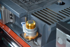 Trung Quốc 2130 Atc Nesting <span class=keywords><strong>Cnc</strong></span> Gỗ <span class=keywords><strong>Router</strong></span> Với Tự Động Ghi Nhãn Máy Và Máy In Cho MDF Đồ Nội Thất Bằng Gỗ - Product Image 6