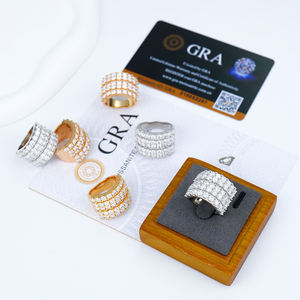 Anillo de Eternidad Personalizado de Plata de Ley 925 con 5 Filas, Chapado en Rodio/Oro, con Moissanita de Laboratorio, Venta al Por Mayor - Product Image 2