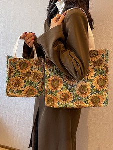 Bolso de Lona Vintage con Bloques de Color, Estilo Pillow, Nueva Colección Invierno 2025 - Product Image 4
