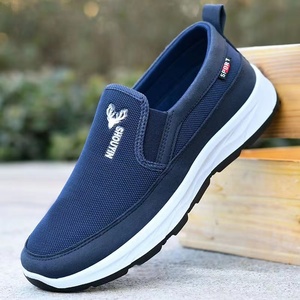 YONGGE Scarpe da Uomo Casual da Corsa in Tela con Suole Morbide Antiscivolo Resistenti all'Usura e Traspiranti - Product Image 3