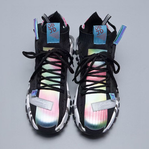 Etiqueta de envío personalizada para zapatillas deportivas de hombre para el verano, zapatillas casuales de malla transpirable para hombre. - Product Image 5