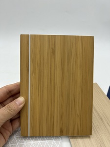 Panneau mural SPC gaufré moderne imperméable de 4 mm d'épaisseur pour la rénovation de maisons anciennes, utilisation en cuisine et salle de bain - Product Image 2
