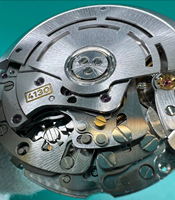 Nettoyer le mouvement Super 4130 pièces de montre Dandong mouvement de montre automatique 3.6.9 pour le mouvement de réparation de remplacement de Machine asiatique 4130
