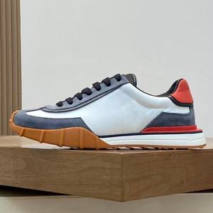 Zapatillas deportivas retro de diseñador con suela gruesa, de malla, de lujo ligero, informales y de estilo llamativo. - Product Image 2